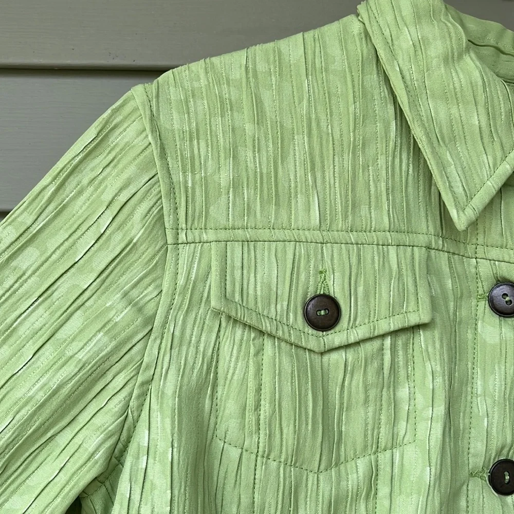 New Ruby Rd. Neon green animal print button down jacket - Picture 2 of 15